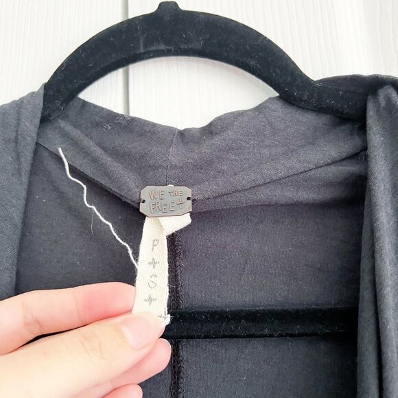 Free People Black Cowl Neck Short Sleeve Cotton Blend Tee Women's Size Small S - Picture 4 of 6